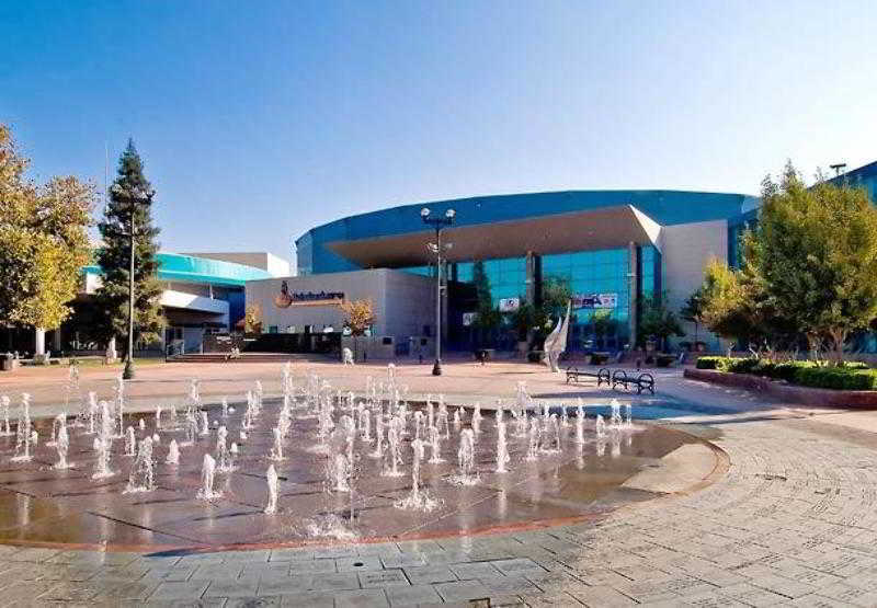 Hotel Bakersfield Marriott At The Convention Center Exteriér fotografie